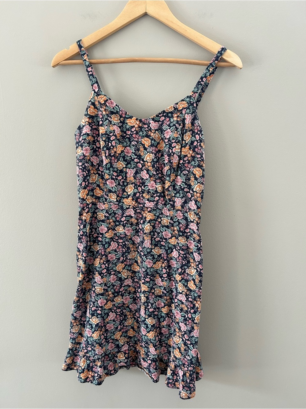 Old Navy Floral Summer Cami Sleeveless Linen Blend Ruffle Hem Mini Dress - Picture 2 of 3